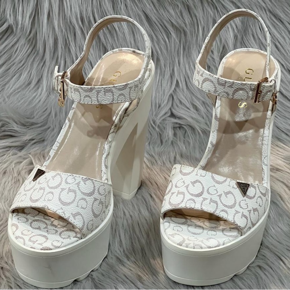 Guess Signature Logo Platform Heels. - Picture 3 of 8